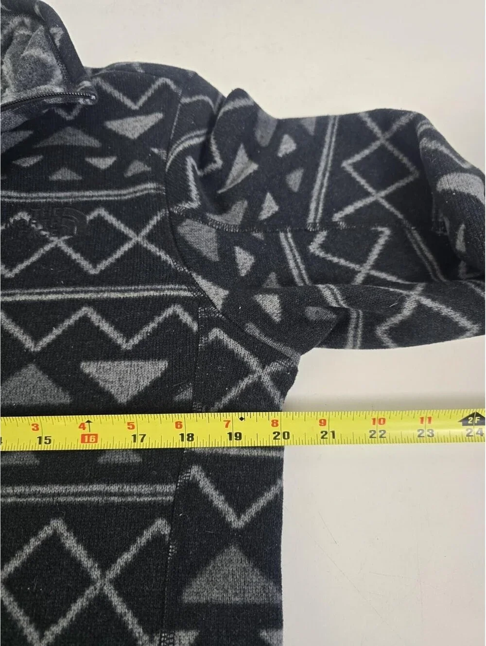 THE NORTH FACE Men's Novelty Gordon Lyons Quarter Zip Size Small Aztec Design